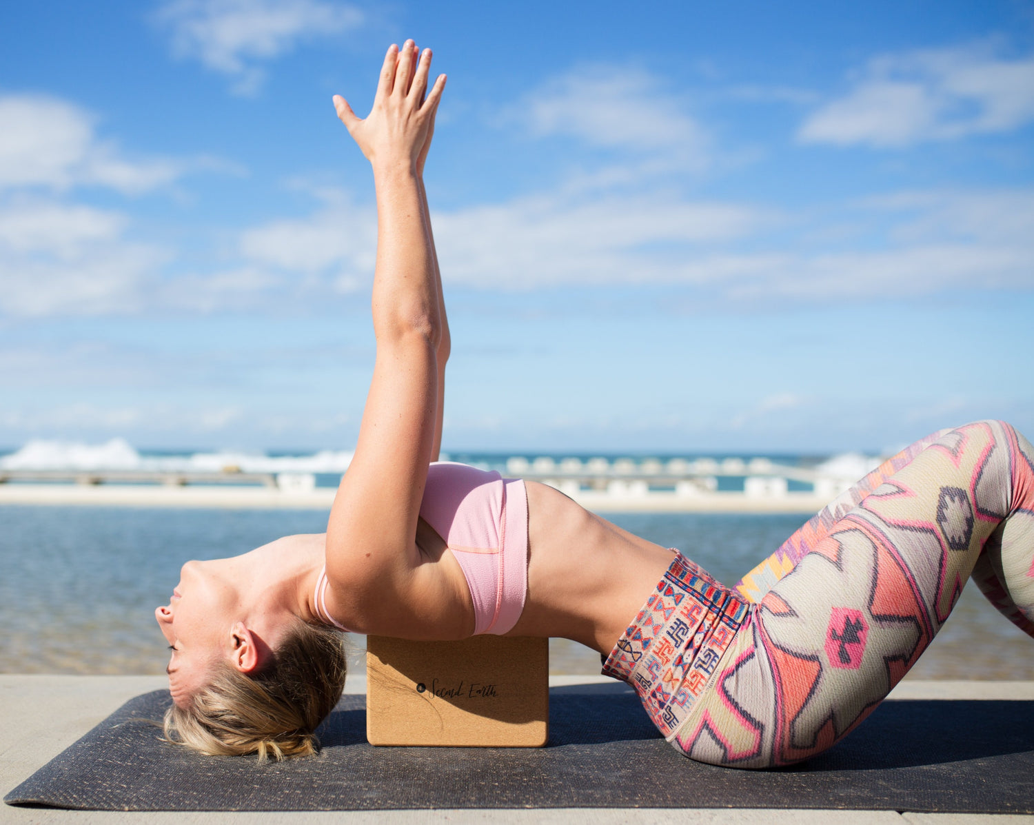 Australia's best cork yoga blocks – Second Earth 2E Levitate - Natural cork yoga block